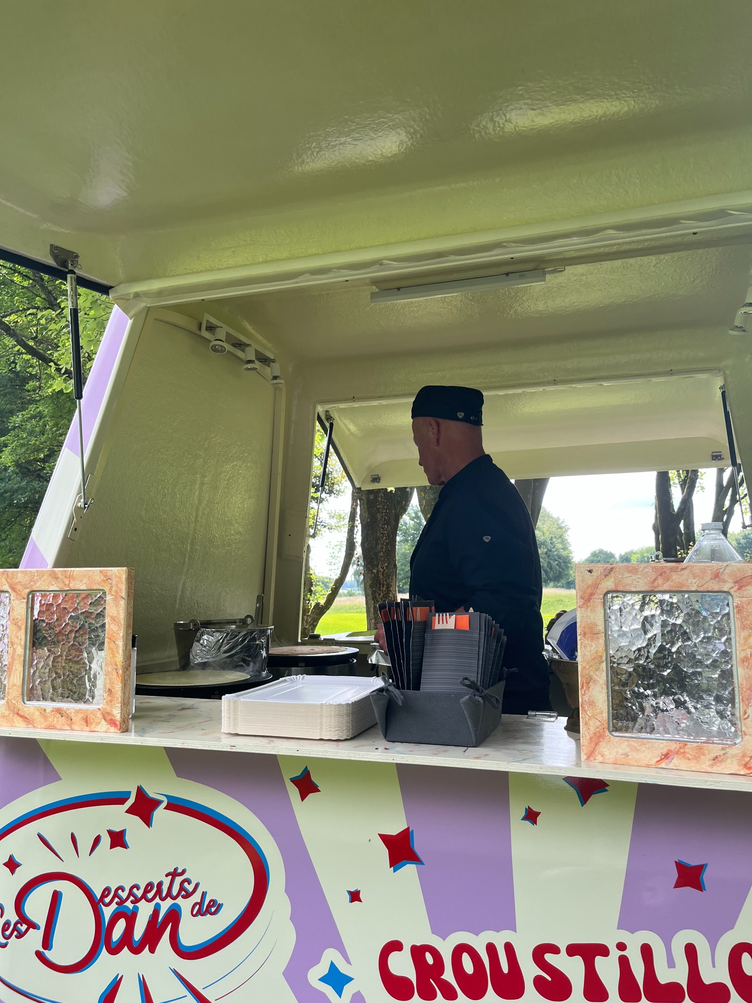 Food‑truck — service intérieur